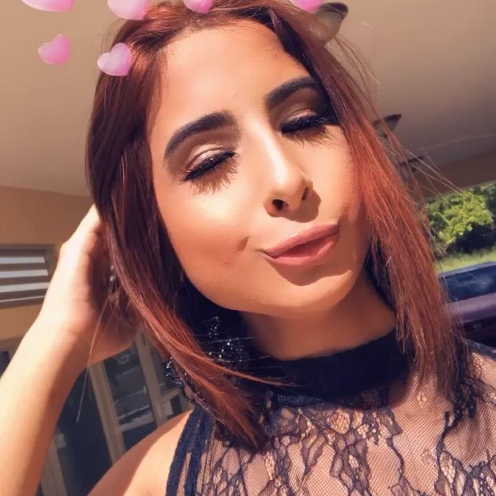 Meet your Posher, Falina